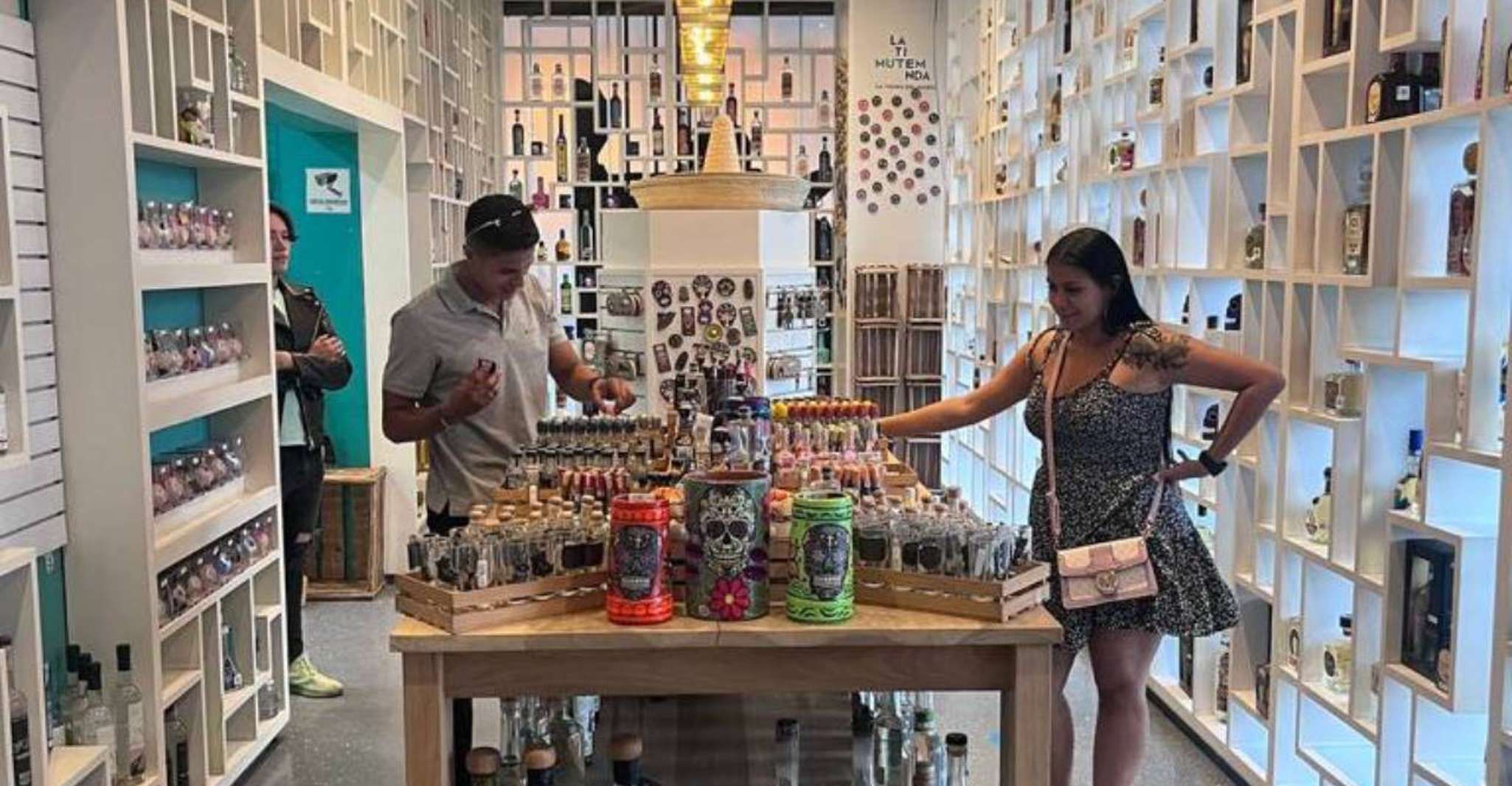 Mexico City: Tequila and Mezcal Museum Tour with Tasting — photo 3