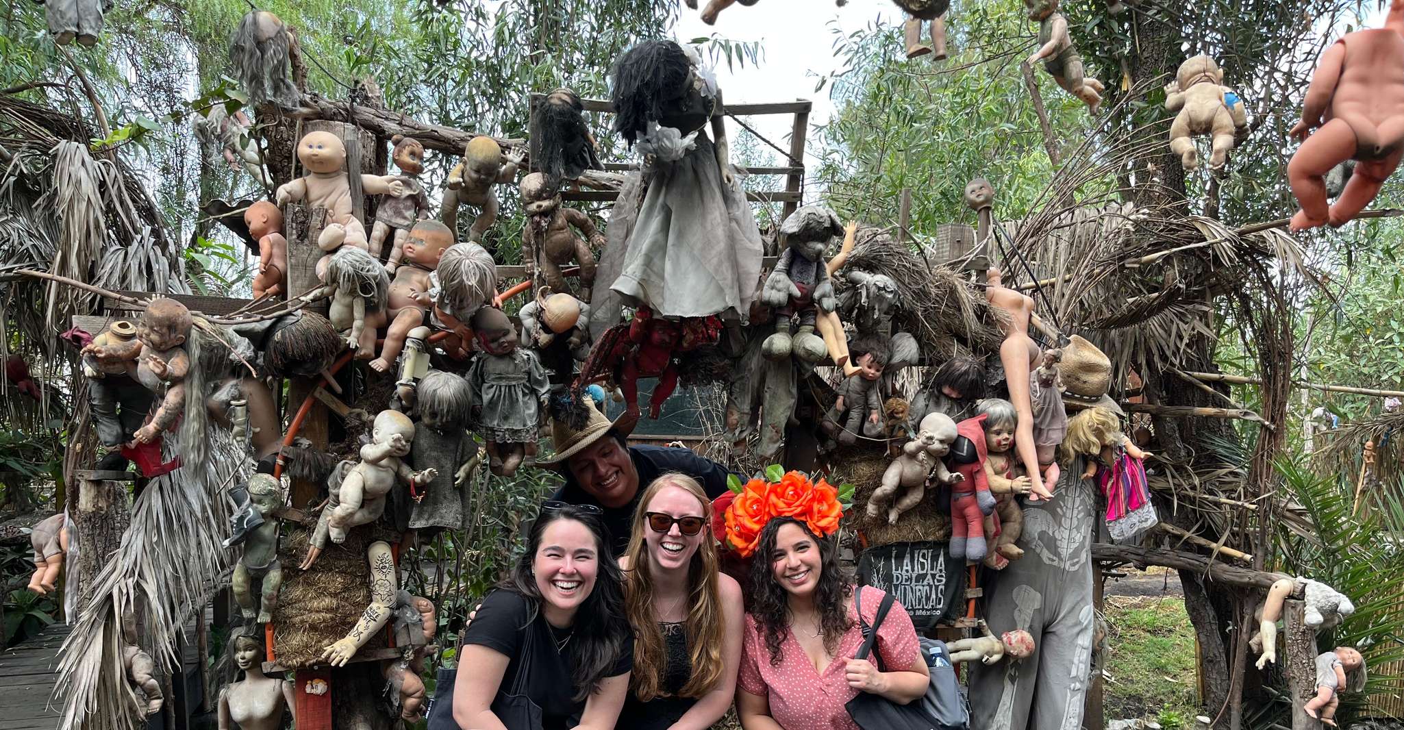 Xochimilco : Island of the dolls, tequila and mezcal CDMX