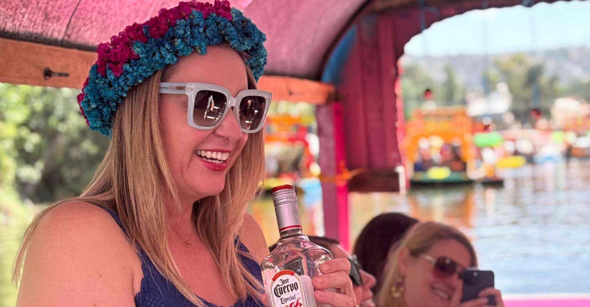 Xochimilco: Tequila tasting (unlimited) and a cultural party on a boat — photo 3
