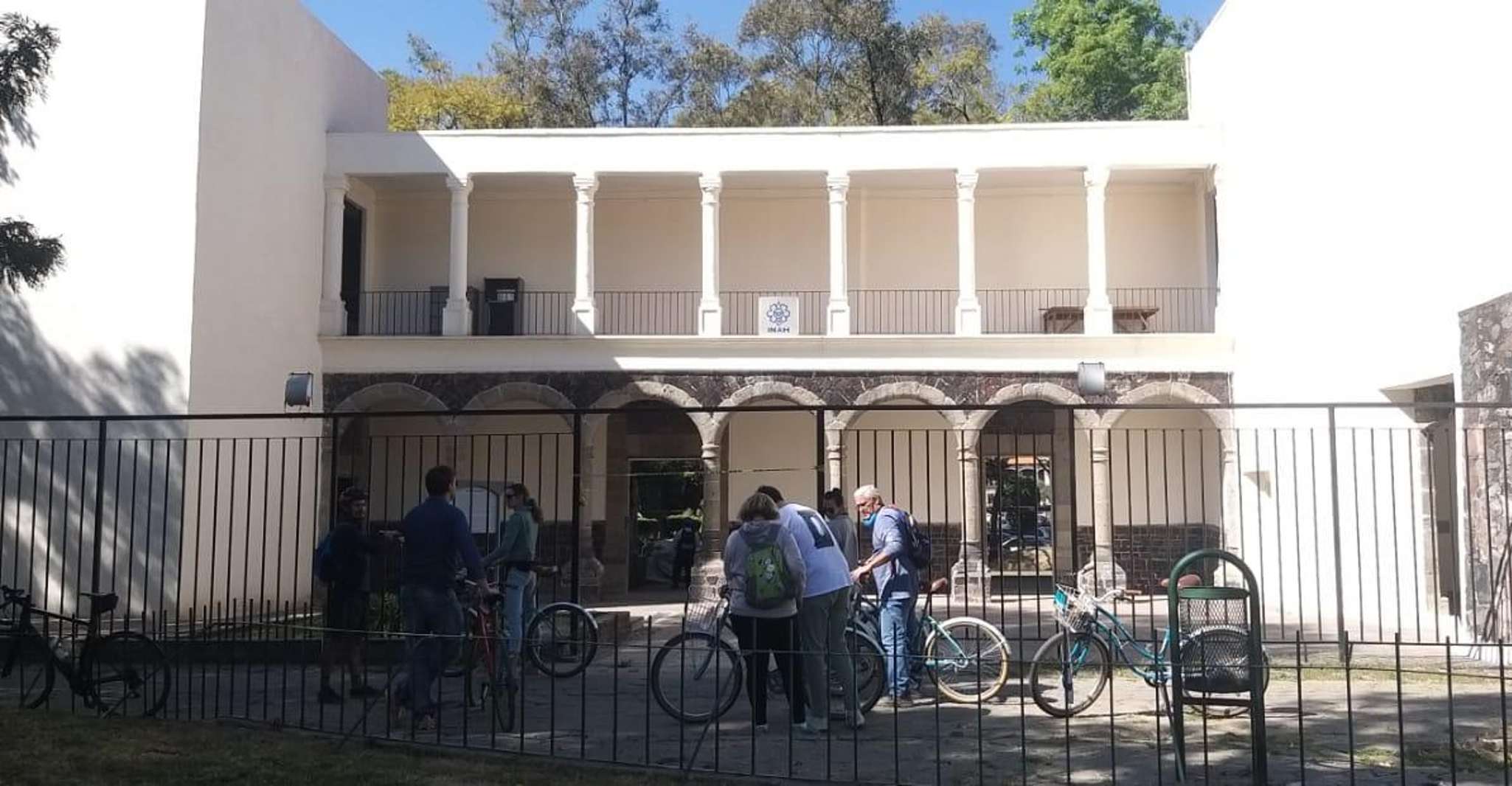 Mexico City: Art Naco, murals & street art bike tour — photo 11